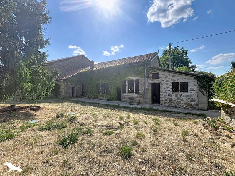Maison 8 pièces 103 m² · à Saint-Mathieu · 103 m² · 213 000 €