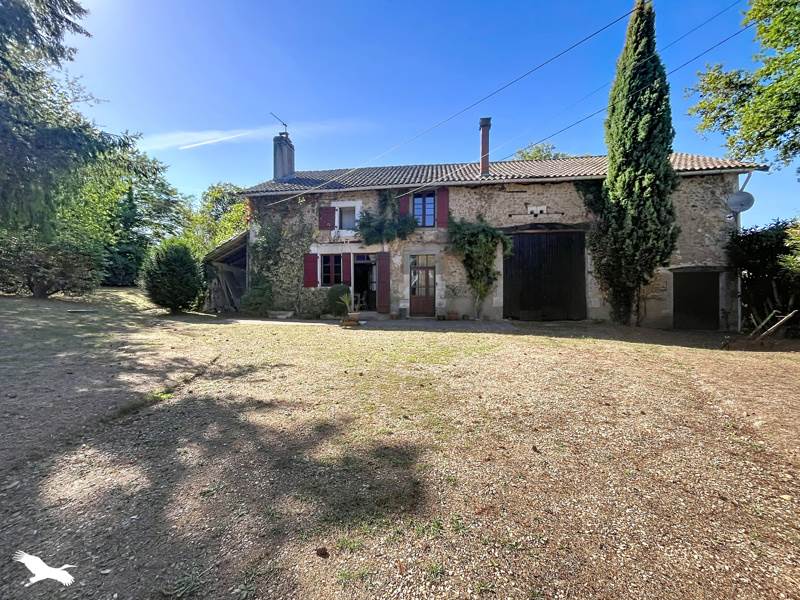 Vente Maison PRESSIGNAC 16150 5 pièces - 173 m²