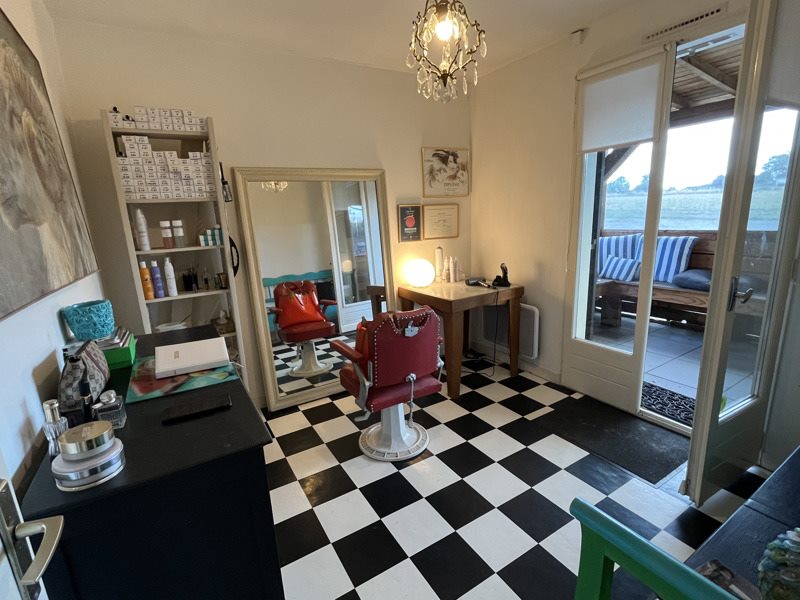 Vente Maison PRESSIGNAC - 9 pièces -159 m² - (16150)