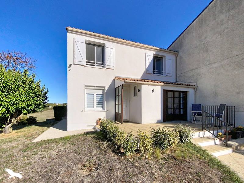 Vente Maison Chabanais 16150 5 pièces - 105 m²