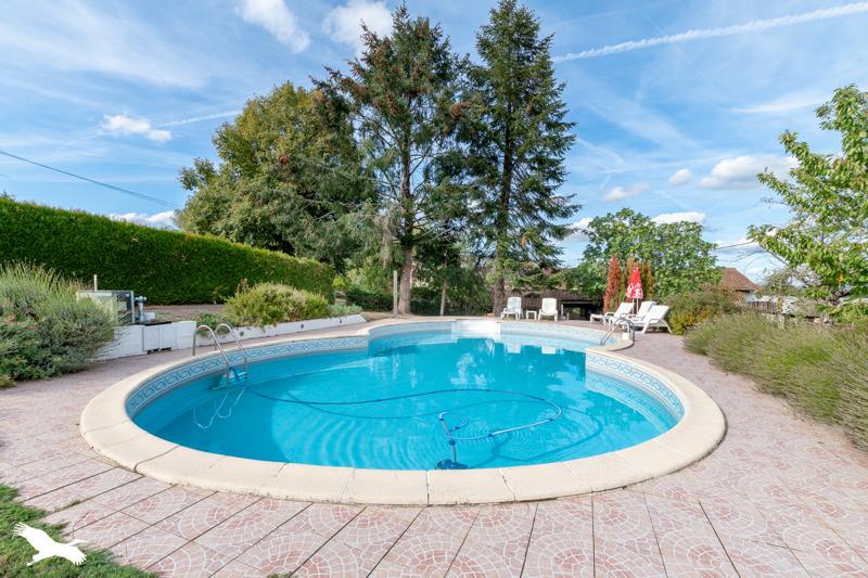 Vente Maison Rochechouart - 19 pièces -375 m² - (87600)