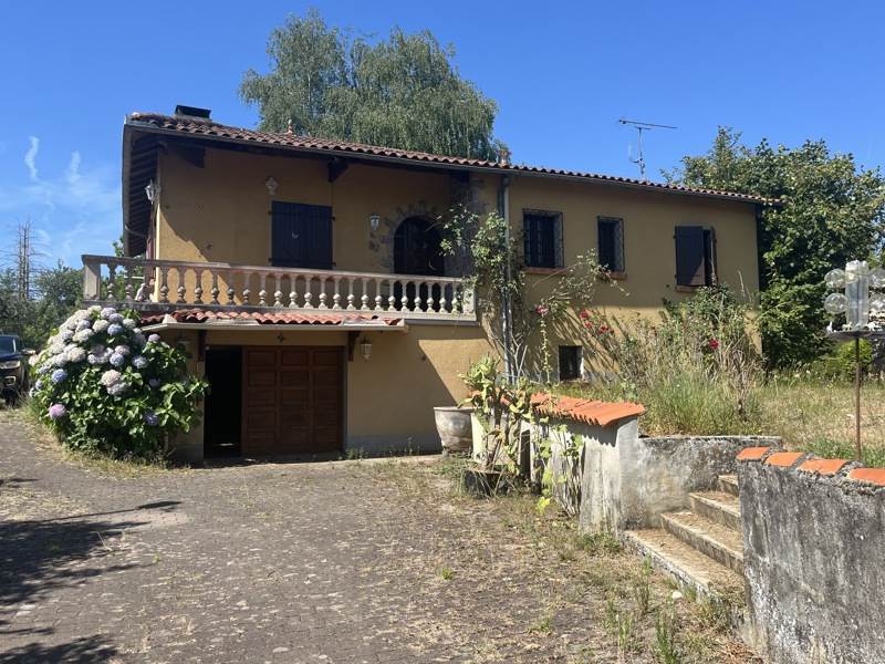 Vente Maison CHABANAIS - 4 pièces -105 m² - (16150)