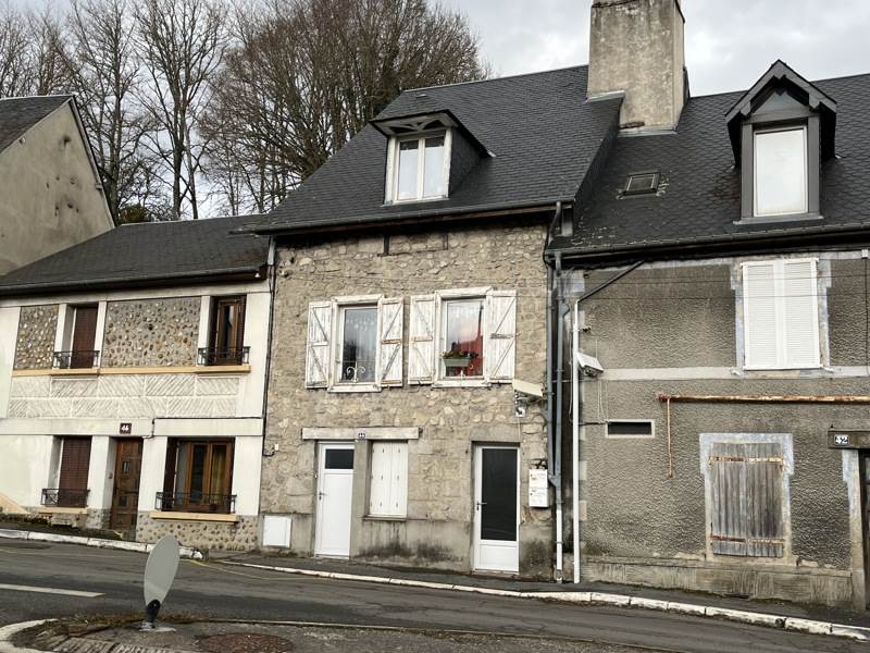 Vente Immeuble USSEL - -  124 m² - (19200)