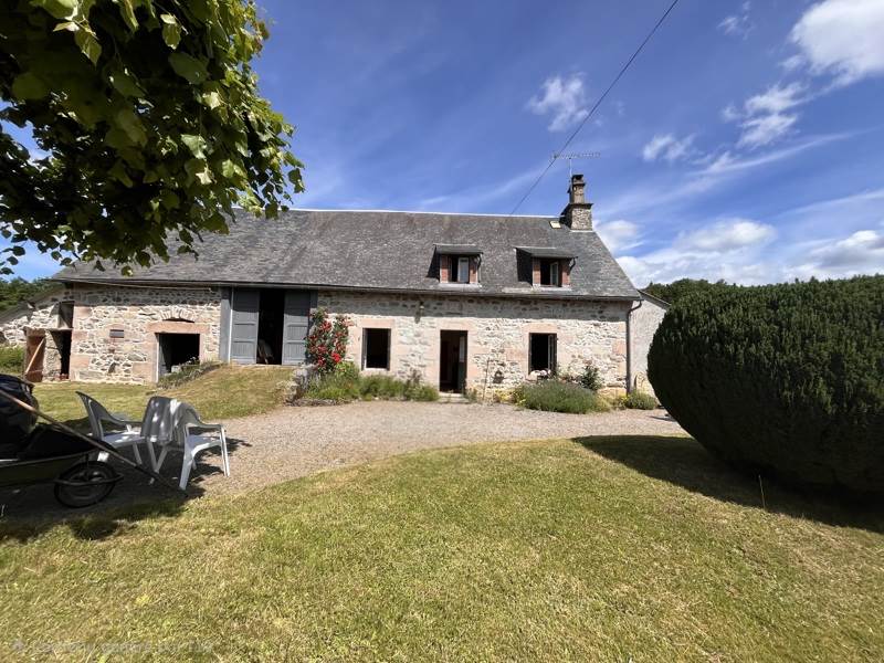 Vente Maison SORNAC - 5 pièces -98 m² - (19290)