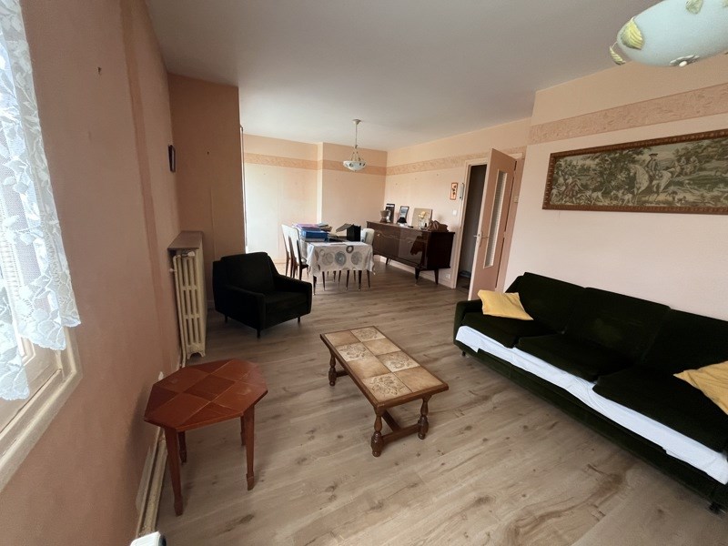 Appartement 3 pièces 64 m² · à Ussel · 64 m² · 71 000 €