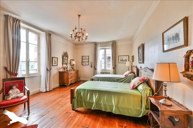 Vente Maison MANE - 6 pièces -181 m² - (31260)