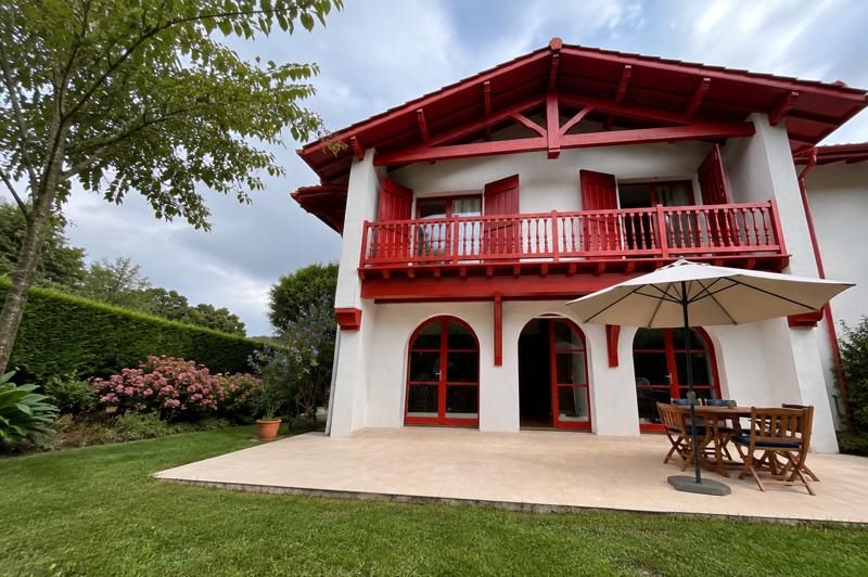 Vente Maison ST JEAN DE LUZ - 5 pièces -190 m² - (64500)