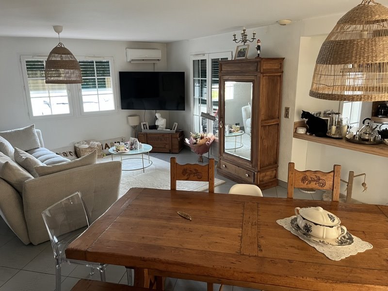 Vente Maison ESPELETTE - 7 pièces -170 m² - (64250)