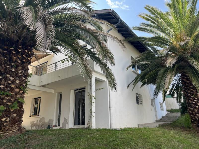 Vente Maison Saint-Jean-de-Luz - 4 pièces -135 m² - (64500)