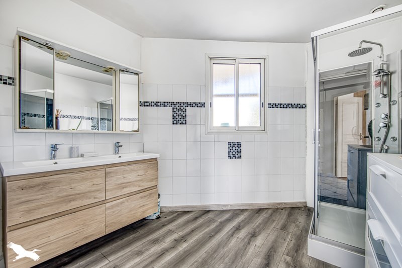 Vente Maison AUDENGE - 5 pièces -138 m² - (33980)