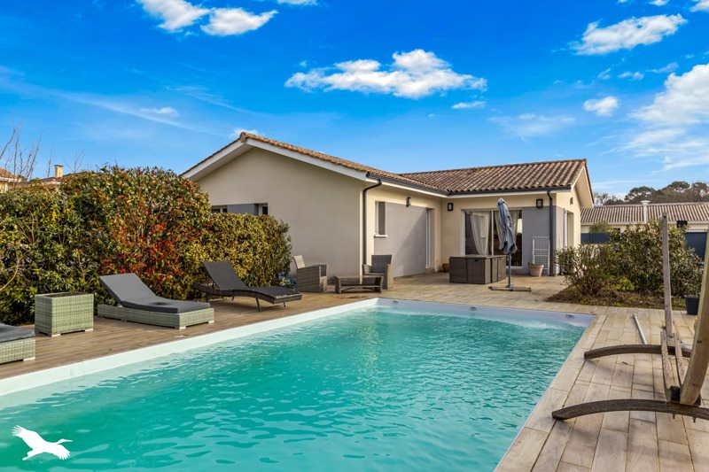 Vente Maison AUDENGE - 6 pièces -110 m² - (33980)