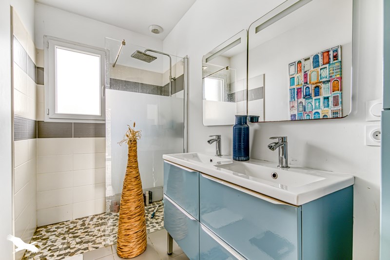Vente Maison AUDENGE - 6 pièces -110 m² - (33980)