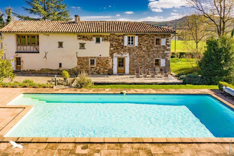 Vente Maison CASTELNAU DE MONTMIRAL - 7 pièces -237 m² - (81140)