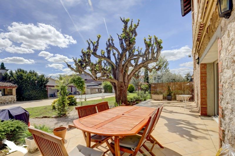 Maison 10 pièces 190 m² · à Gaillac · 190 m² · 329 000 €