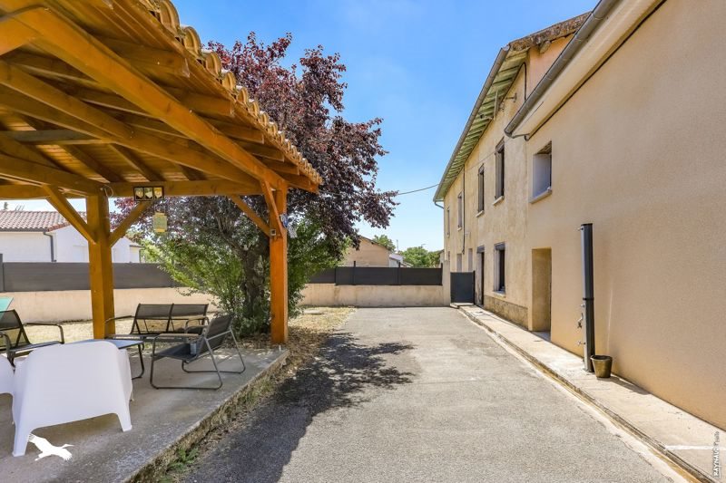 Maison 10 pièces 320 m² · à Brens · 320 m² · 295 000 €