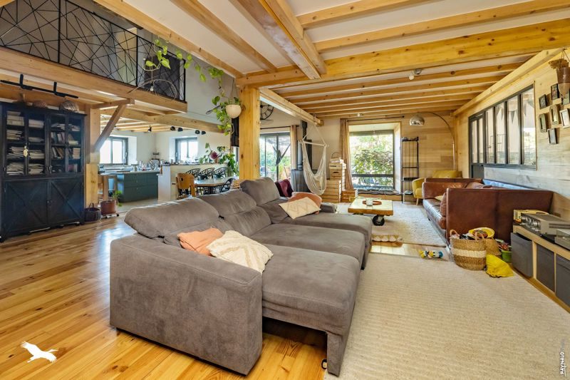 Maison 8 pièces 229 m² · à Fauch · 229 m² · 330 000 €