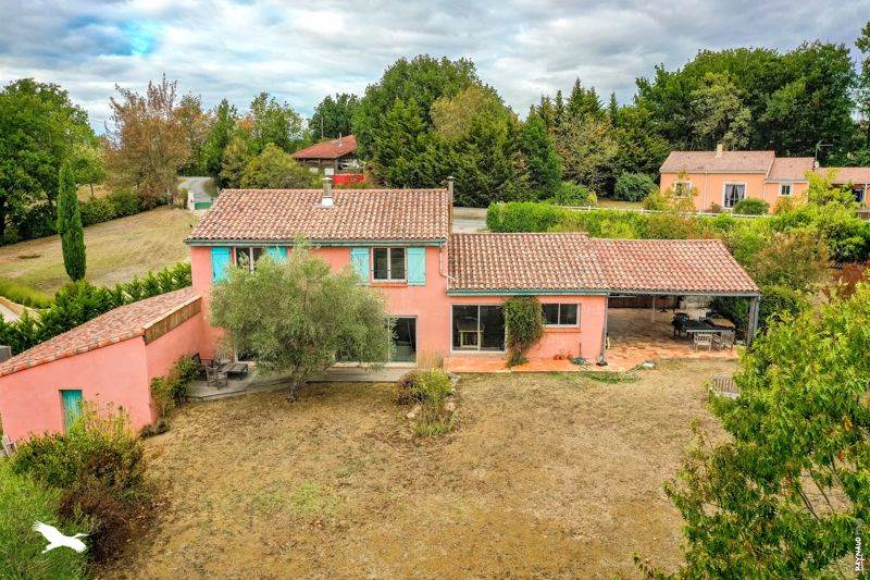 Maison 7 pièces 190 m² · à Técou · 190 m² · 290 000 €