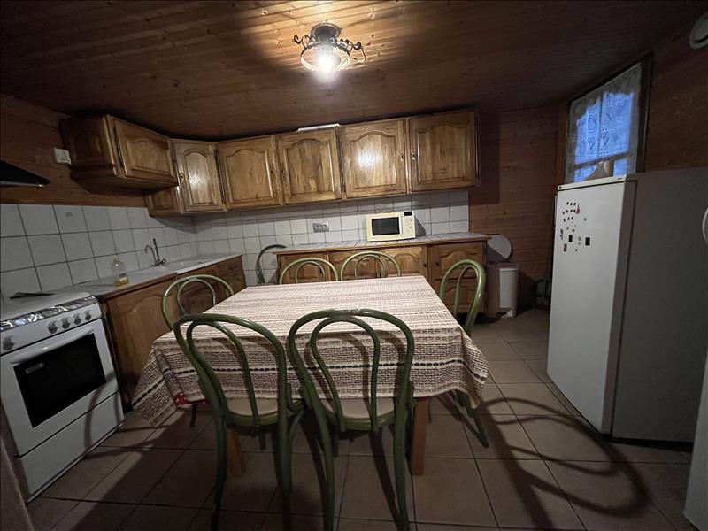 Vente Maison SONNAC - 7 pièces -153 m² - (17160)