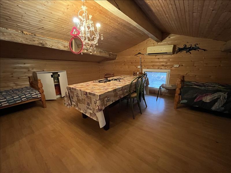Vente Maison SONNAC - 7 pièces -153 m² - (17160)