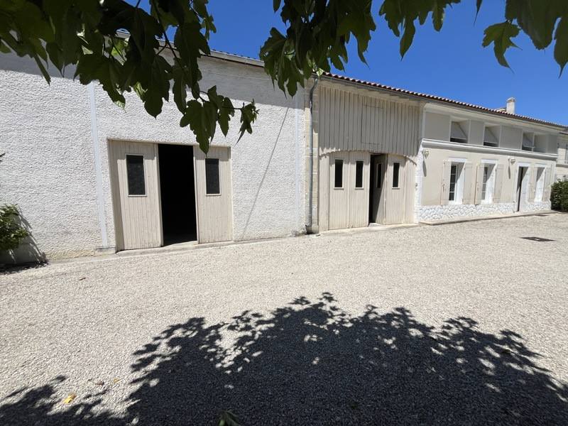 Vente Maison PRIGNAC - 5 pièces -130 m² - (17160)