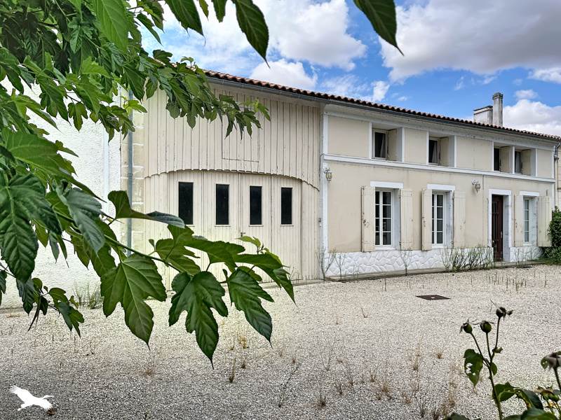 Vente Maison PRIGNAC - 5 pièces -130 m² - (17160)