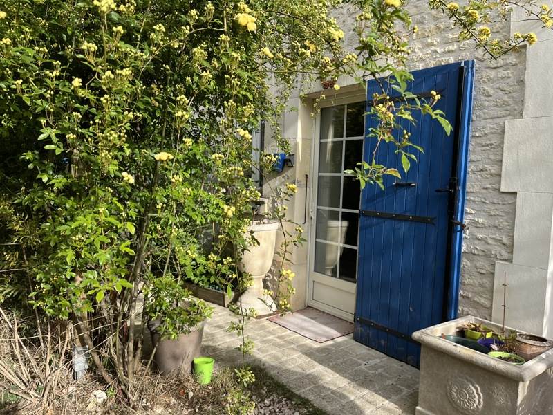 Maison 6 pièces 195 m² · à Matha · 195 m² · 276 120 €