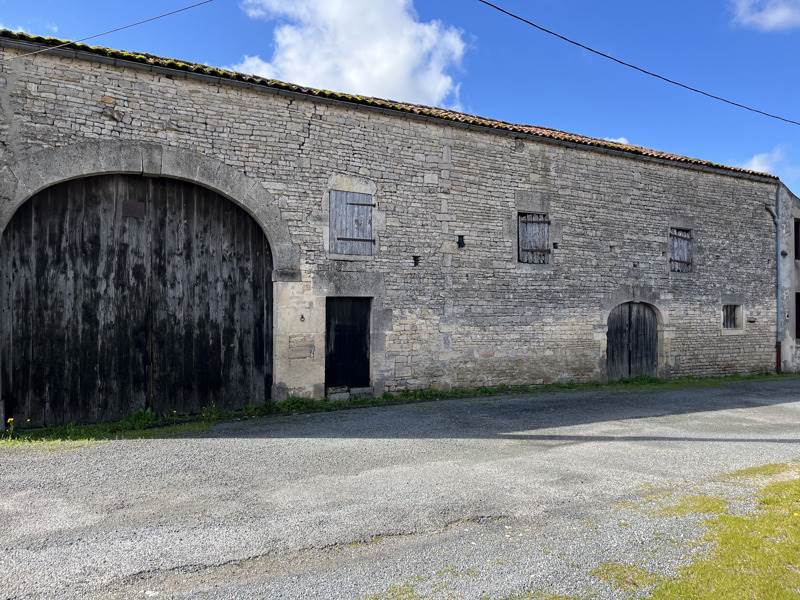 Vente Maison BRIE SOUS MATHA - 4 pièces -76 m² - (17160)