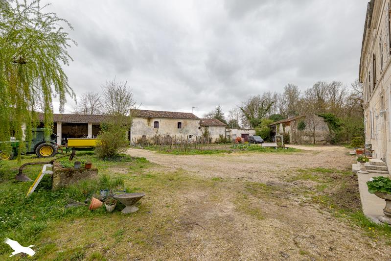 Vente Maison MONS - 10 pièces -431 m² - (17160)