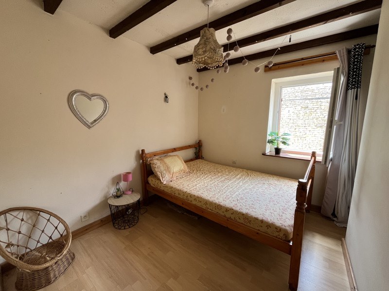 Vente Maison VARAIZE - 3 pièces -74 m² - (17400)