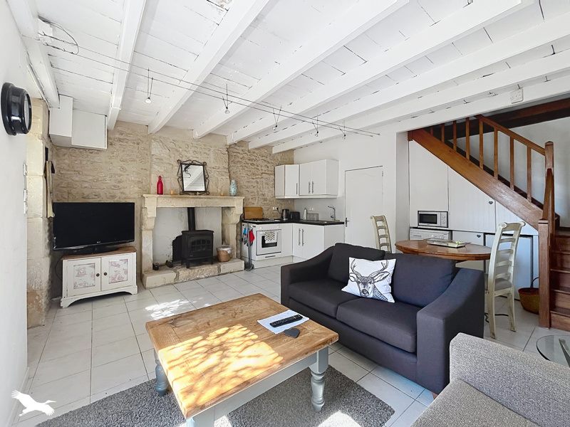 Vente Maison ST PIERRE DE JUILLERS - 2 pièces -41 m² - (17400)