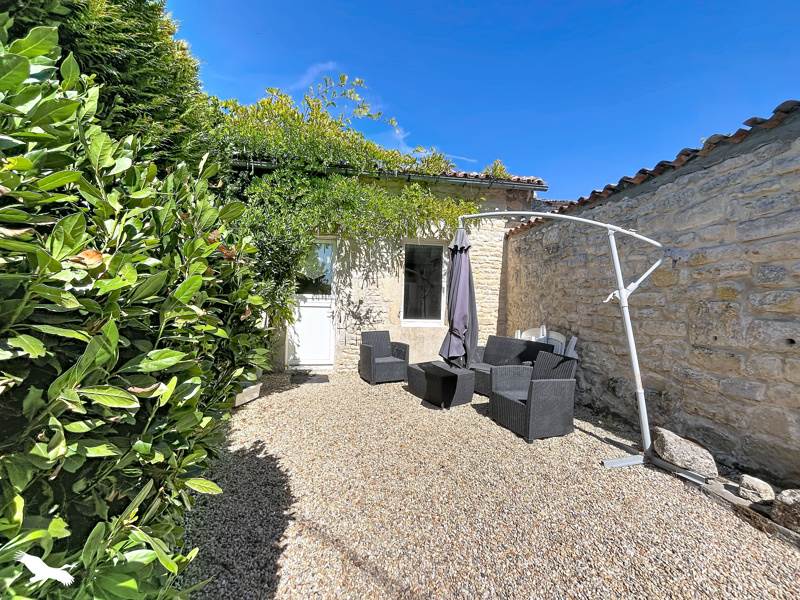 Vente Maison ST PIERRE DE JUILLERS - 2 pièces -41 m² - (17400)