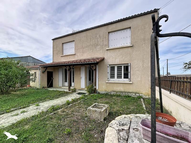 Vente Maison Aujac 17770 6 pièces - 102 m²