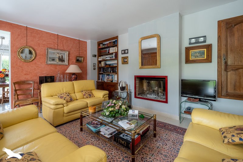 Vente Maison Aulnay - 7 pièces -185 m² - (17470)