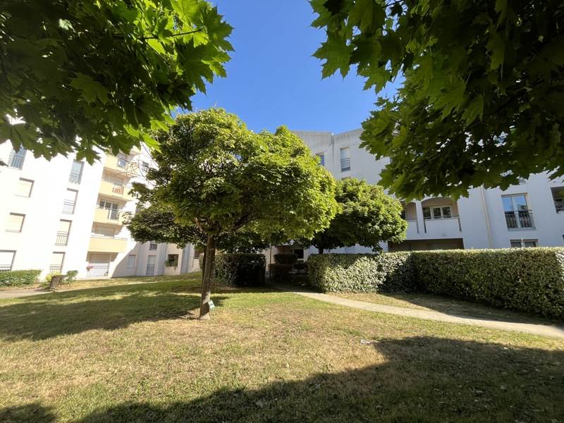 Vente Appartement PONTOISE - 1 pièce -32,5 m² - (95300)