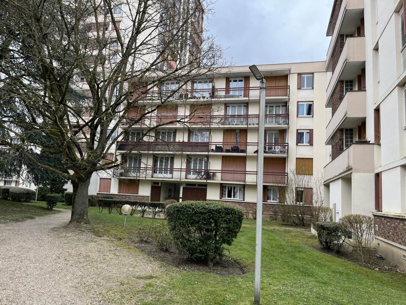 Vente Appartement ST OUEN L AUMONE - 4 pièces -91 m² - (95310)