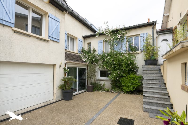 Vente Maison PONTOISE - 7 pièces -149 m² - (95300)