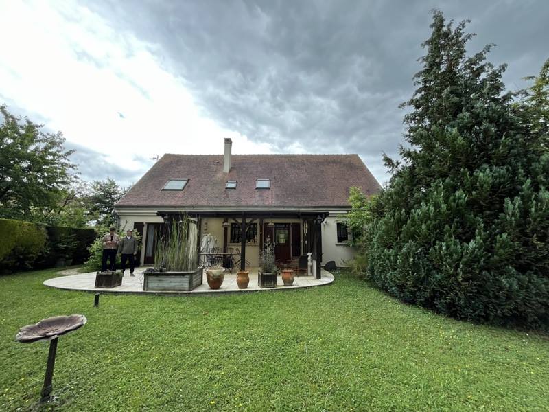 Vente Maison Ennery - 7 pièces -186 m² - (95300)