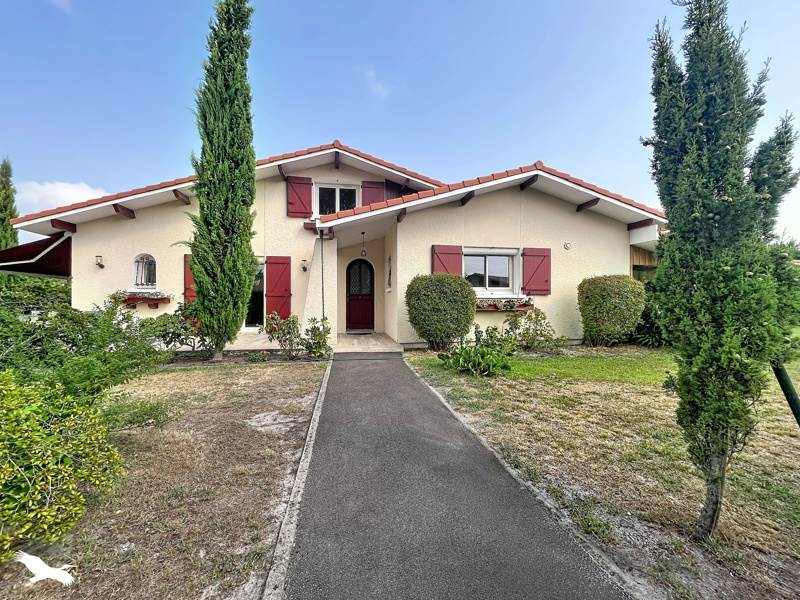 Maison 7 pièces 157 m² · à Sanguinet · 157 m² · 659 000 €
