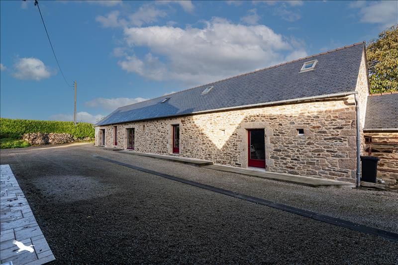 Vente Maison PLOUVIEN - 6 pièces -132 m² - (29860)