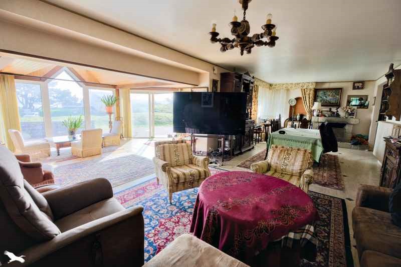 Vente Maison PLOUGUERNEAU - 7 pièces -222 m² - (29880)
