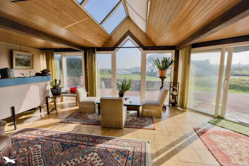 Vente Maison PLOUGUERNEAU - 7 pièces -222 m² - (29880)