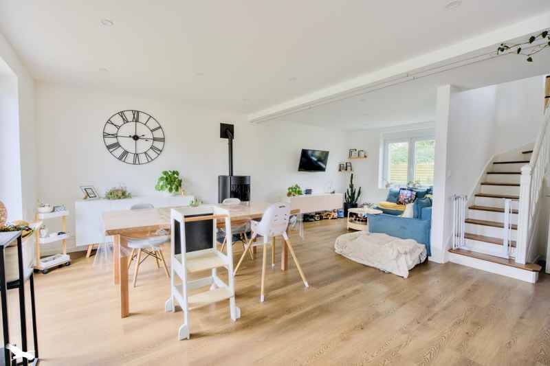 Vente Maison PLOUGUERNEAU - 5 pièces -110 m² - (29880)