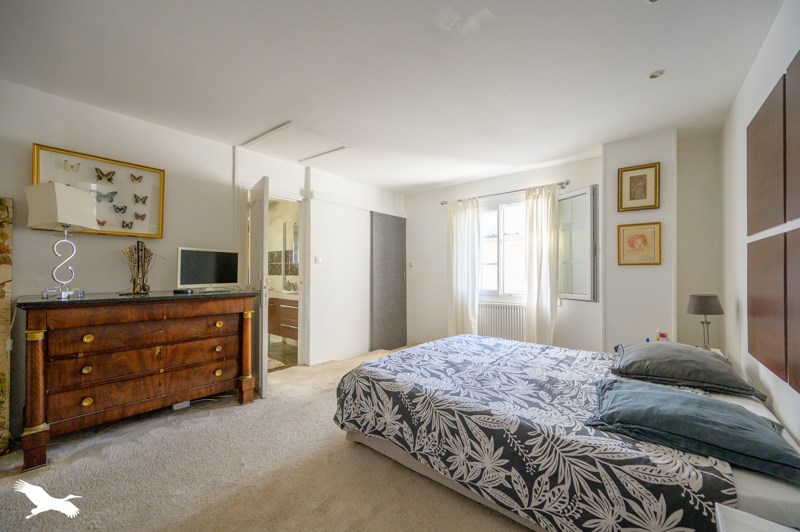 Vente Maison PUILBOREAU - 6 pièces -210 m² - (17138)