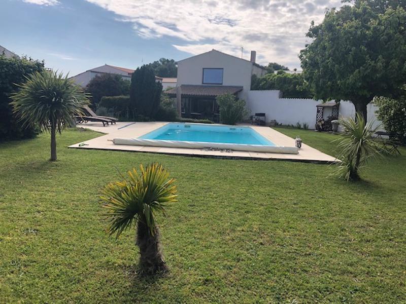 Vente Maison PUILBOREAU - 6 pièces -210 m² - (17138)