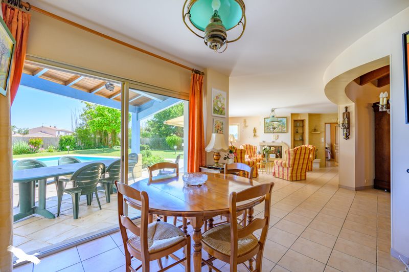 Vente Maison PUILBOREAU - 7 pièces -172 m² - (17138)