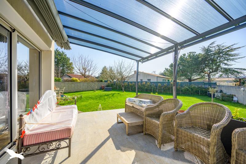 Vente Maison STE SOULLE - 6 pièces -115 m² - (17220)