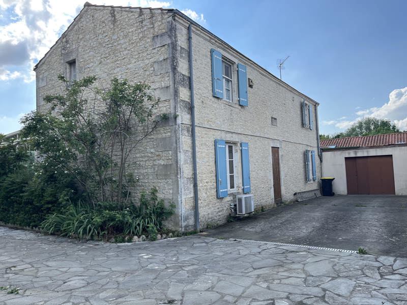 Vente Maison ST XANDRE - 9 pièces -204 m² - (17138)