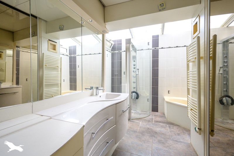 Vente Maison STE SOULLE - 6 pièces -148 m² - (17220)