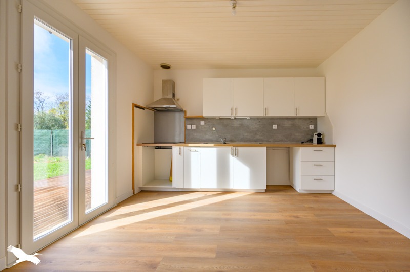 Vente Maison STE SOULLE - 5 pièces -99 m² - (17220)