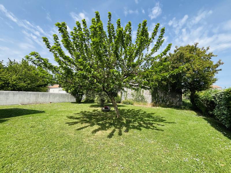 Vente Maison STE SOULLE - 5 pièces -122 m² - (17220)